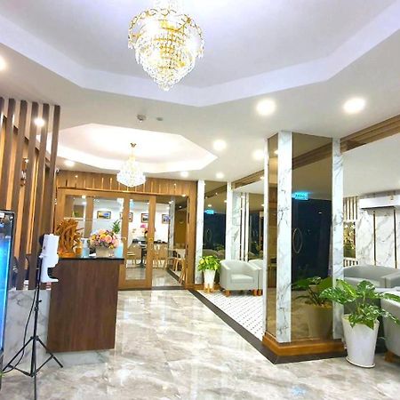 Nakara Hotel, ウボンラチャタニ エクステリア 写真